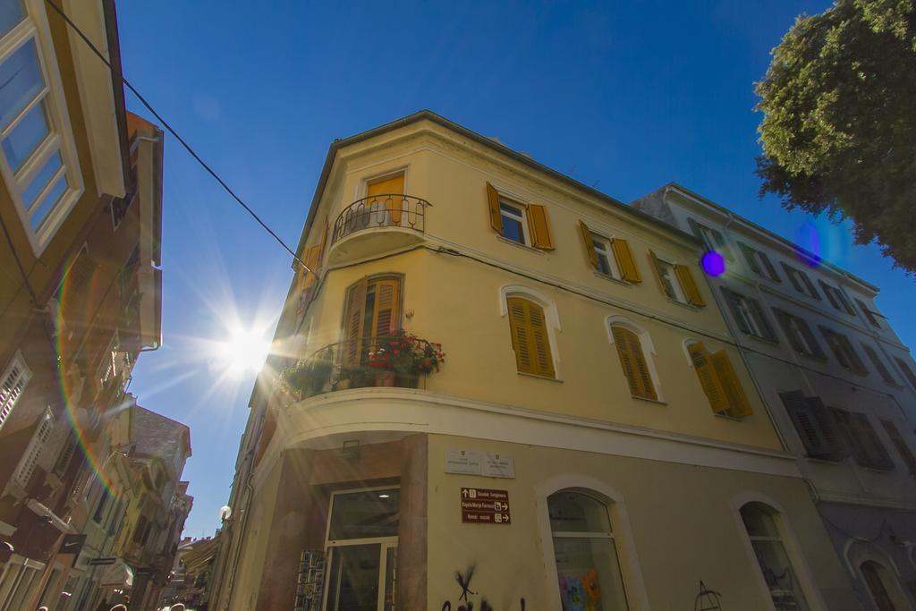 Apartment Spagnolo City Pula Extérieur photo